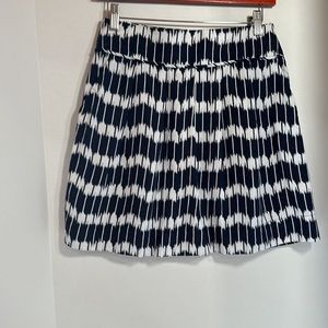 Loft petites linen blend black and white skirt with pockets size 4p